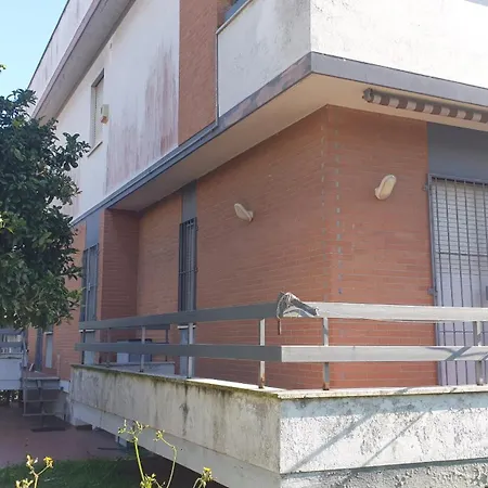 Dimora Le Ginestre Apartment Nettuno